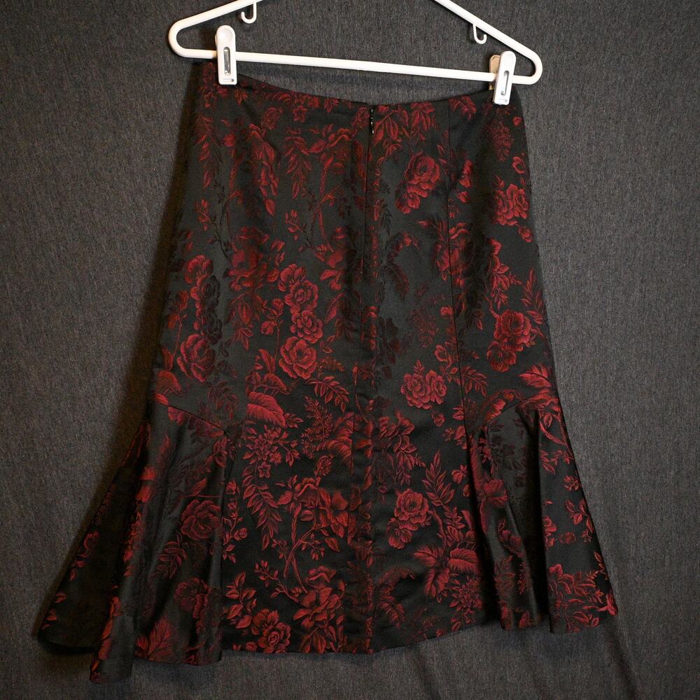 Ann Taylor Women's 2 Brocade Floral Red Skirt Fit & Flare Goth Dark